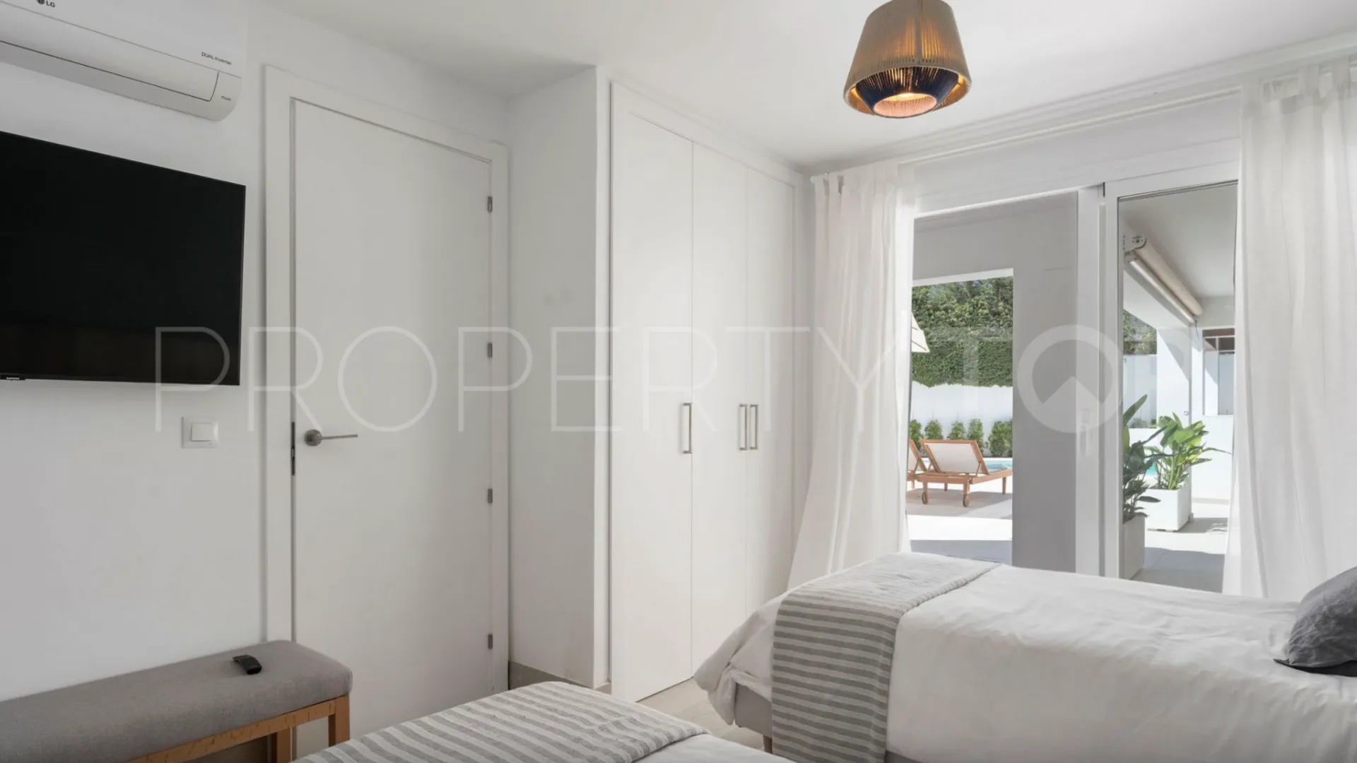 Villa for sale in El Rosario with 5 bedrooms