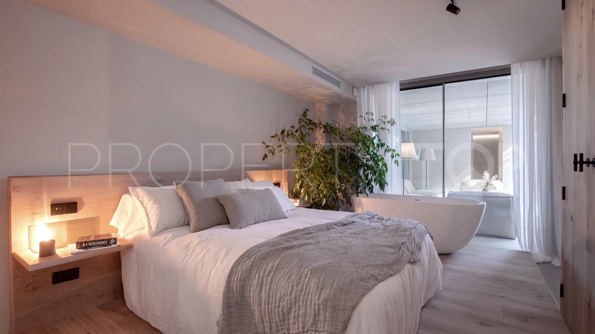 Villa for sale in La Zagaleta with 6 bedrooms