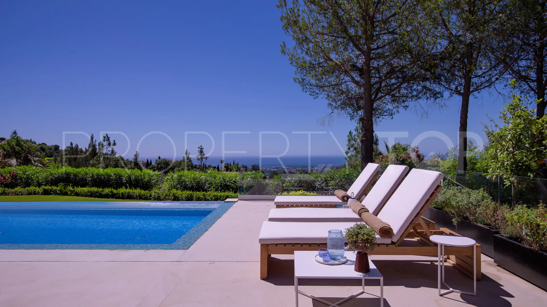 Villa for sale in La Zagaleta with 6 bedrooms
