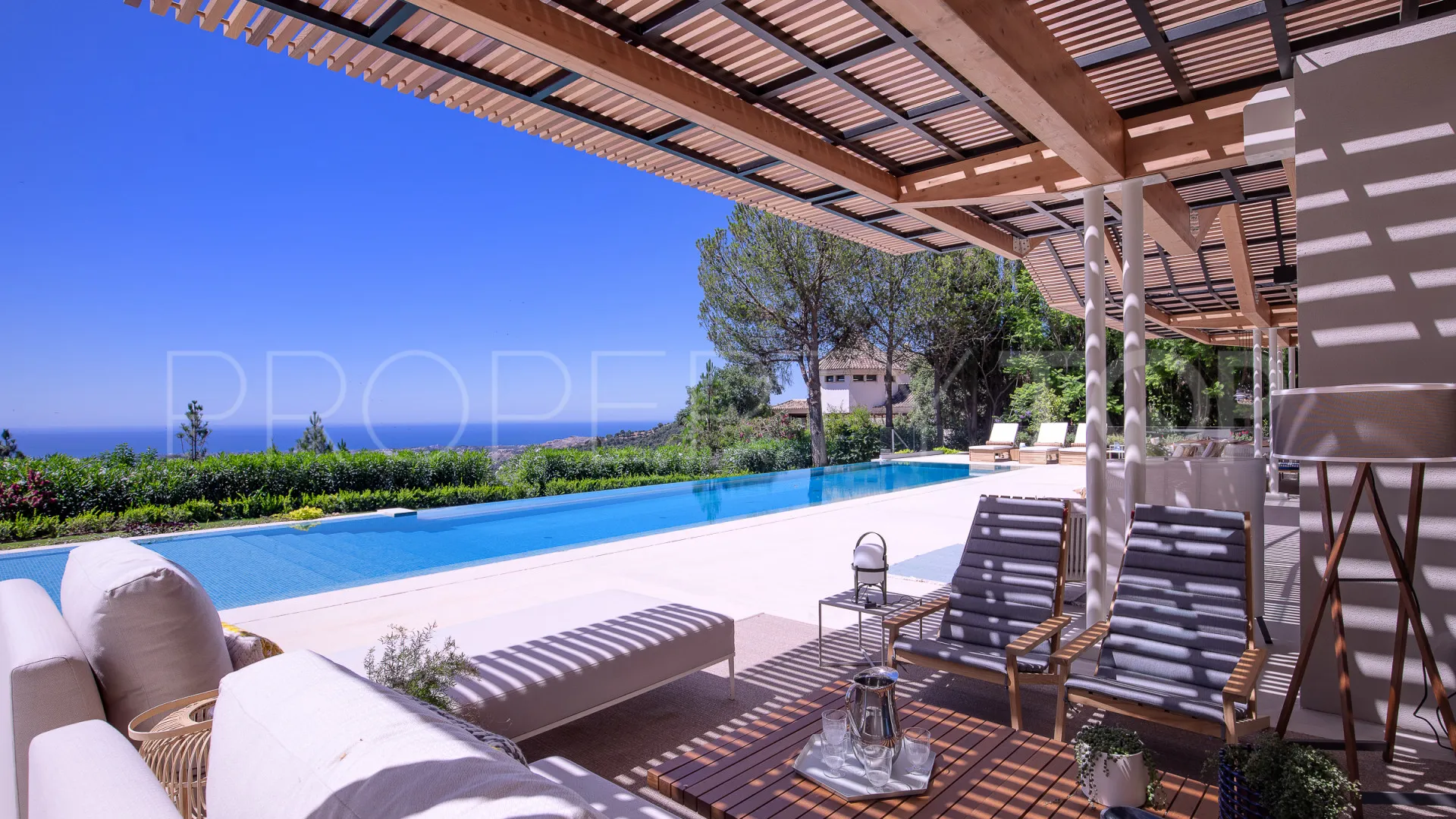 Villa for sale in La Zagaleta with 6 bedrooms