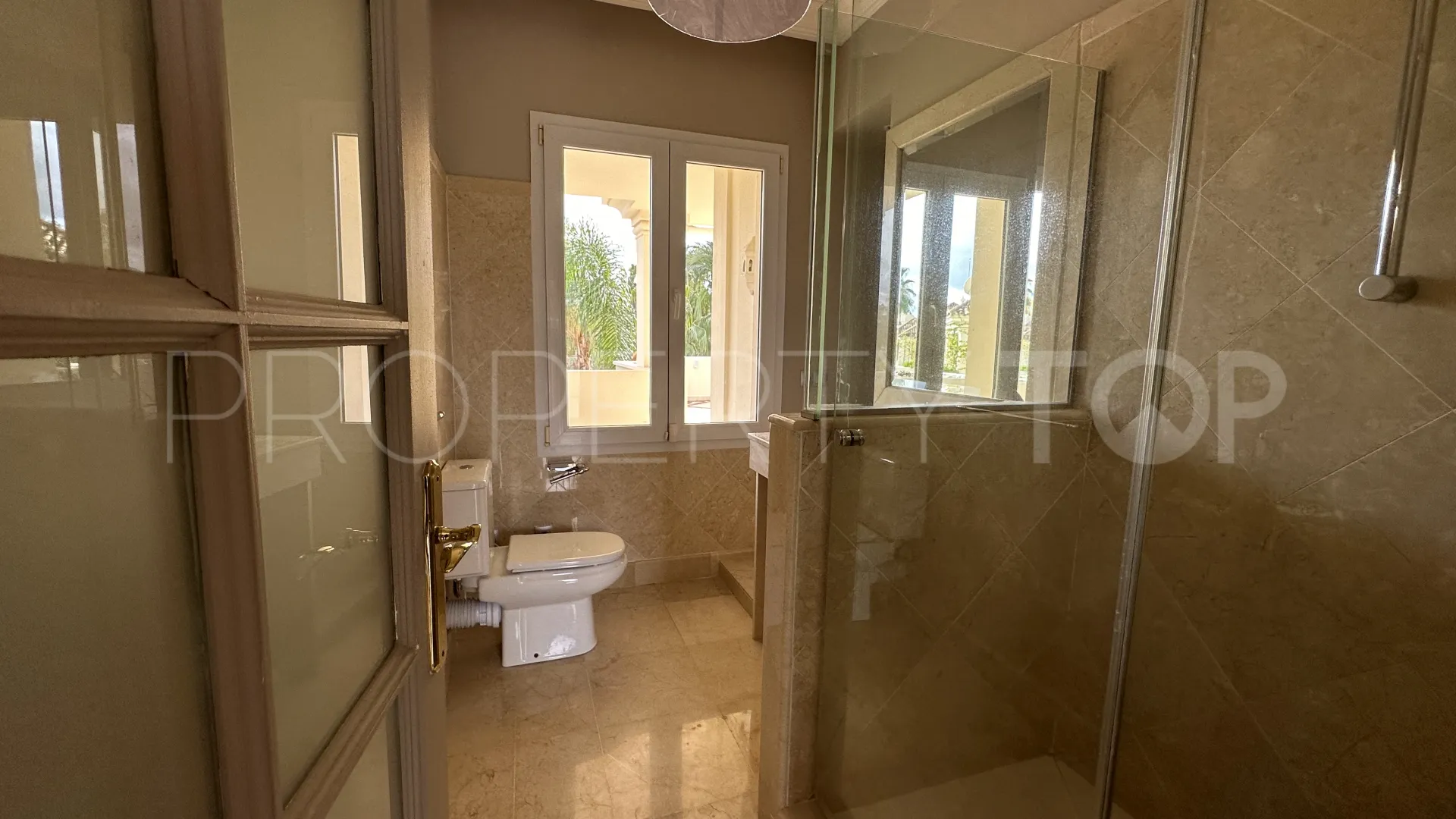 Comprar atico duplex en Nueva Andalucia de 3 dormitorios