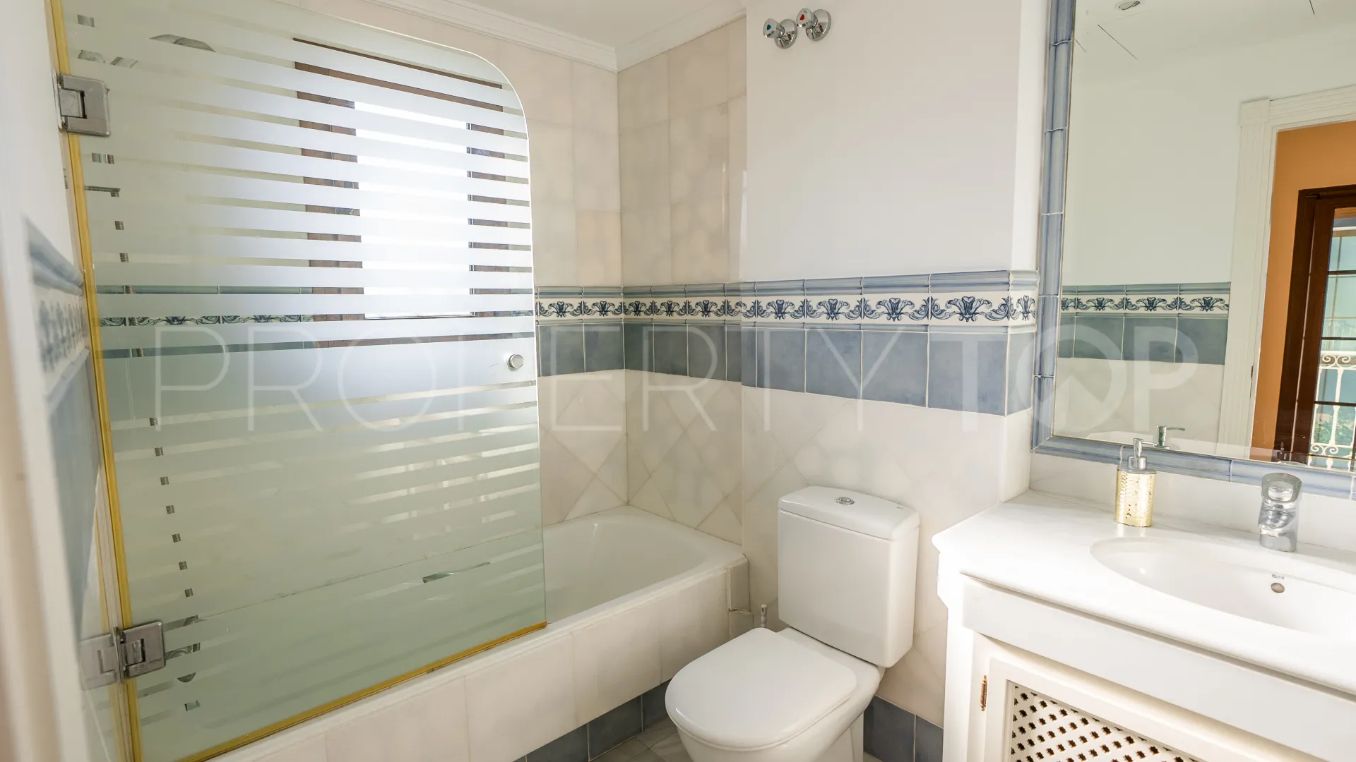 For sale Huerta Belón 4 bedrooms villa