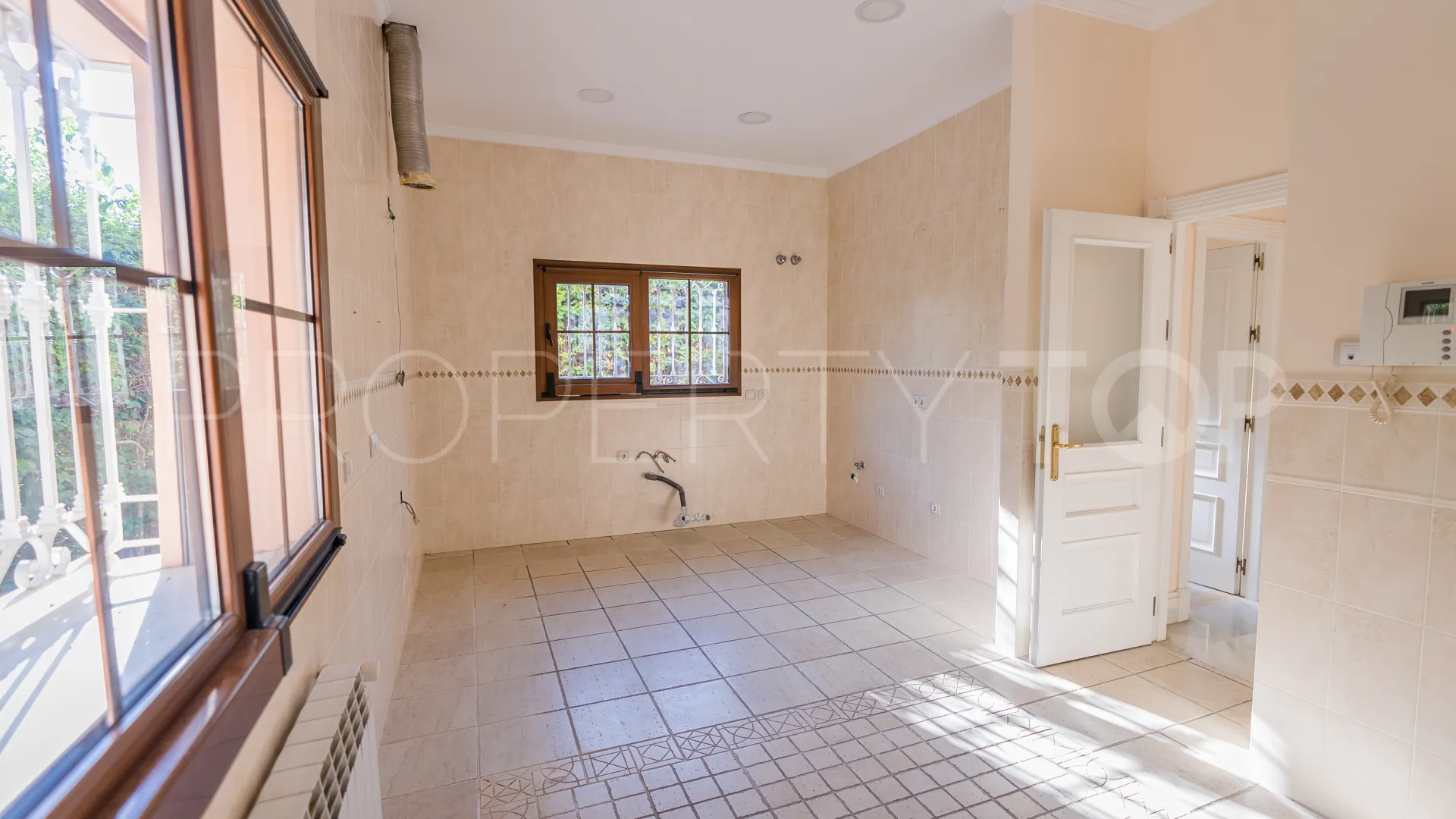 For sale Huerta Belón 4 bedrooms villa