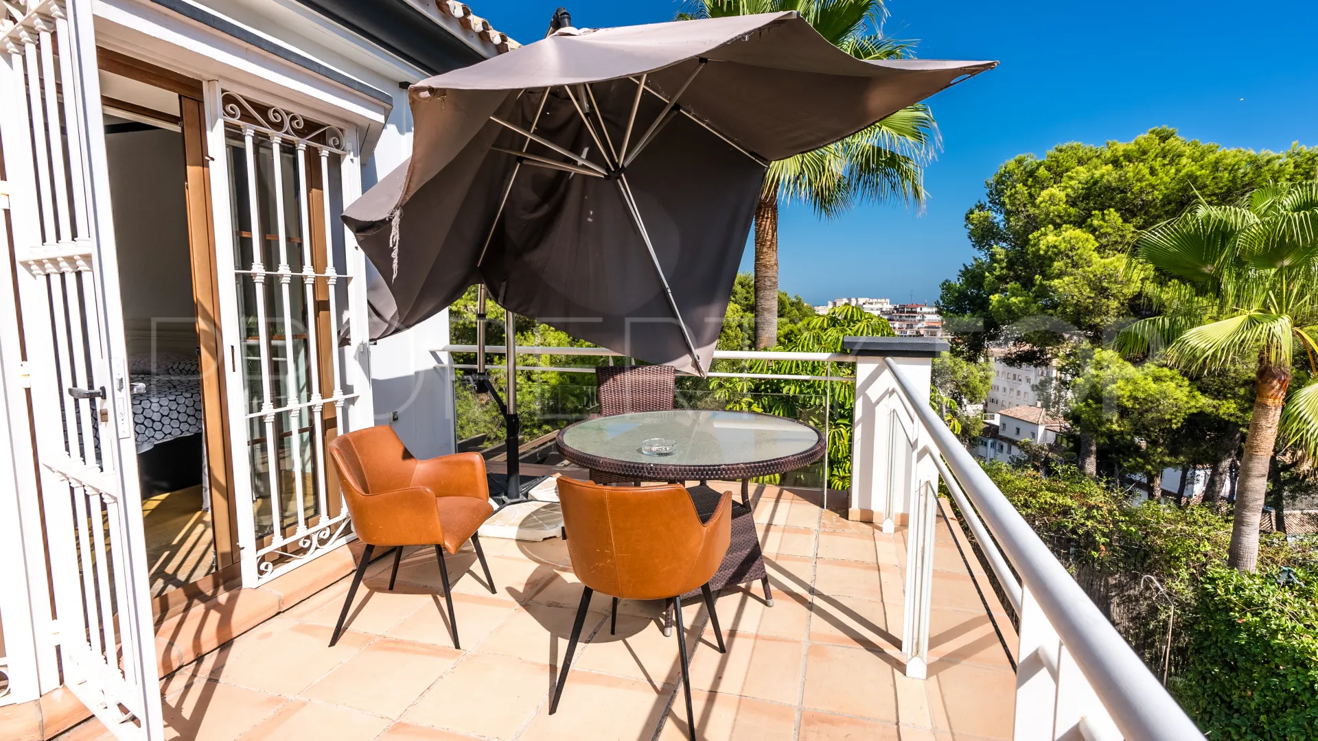 Villa for sale in Huerta Belón