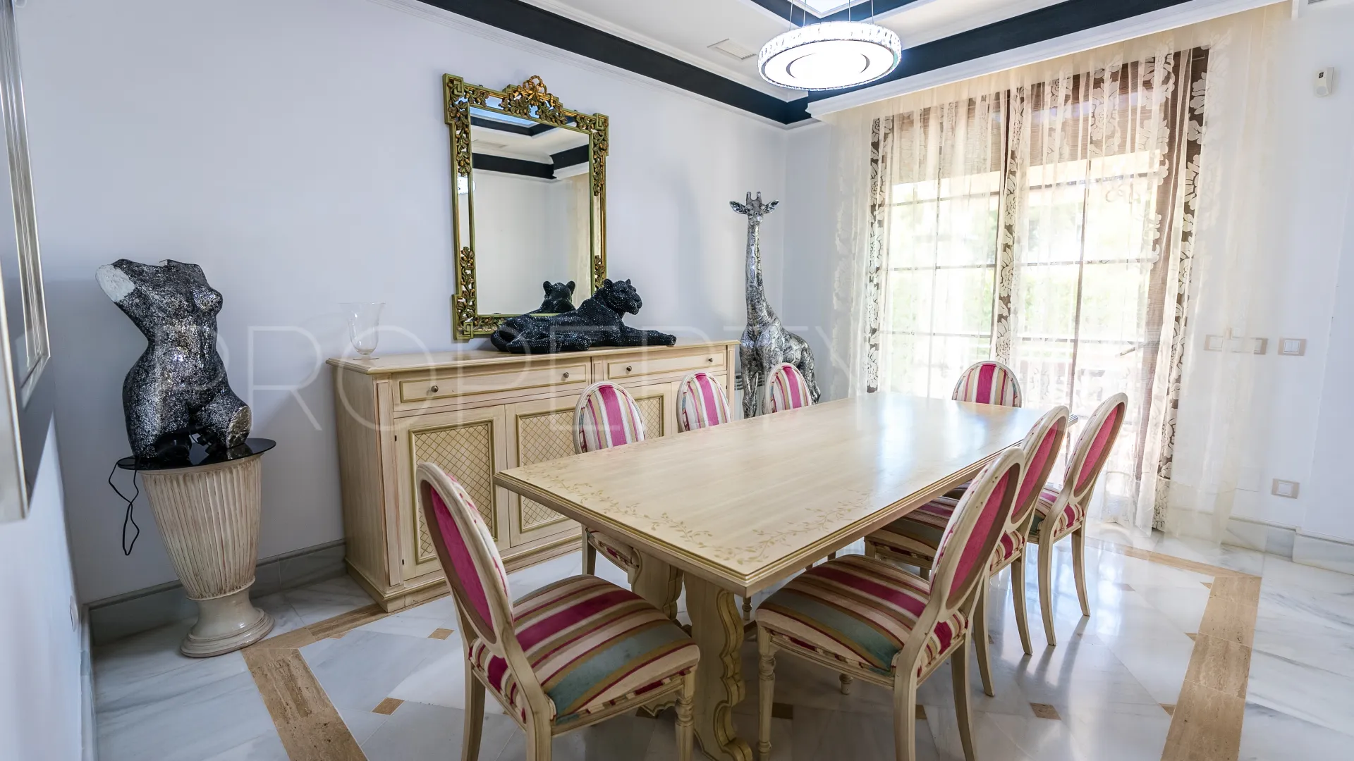 Villa for sale in Huerta Belón