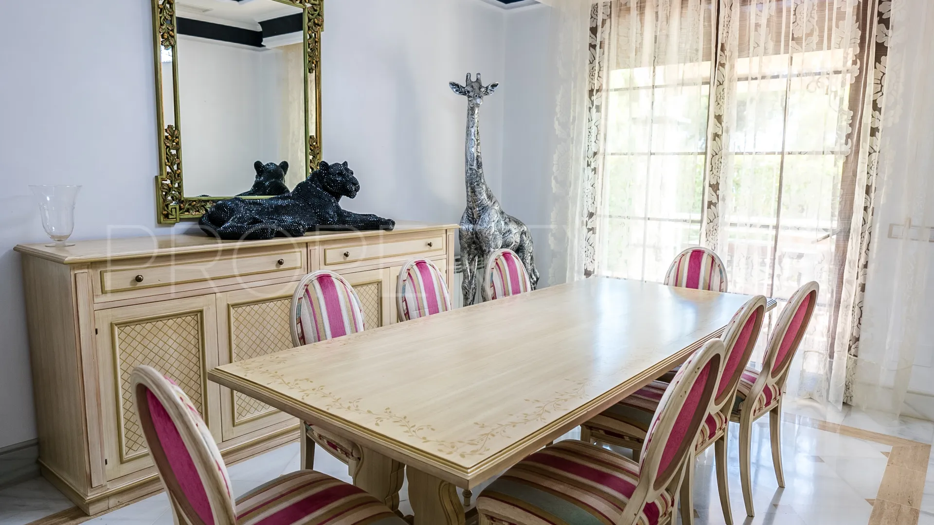 Villa for sale in Huerta Belón