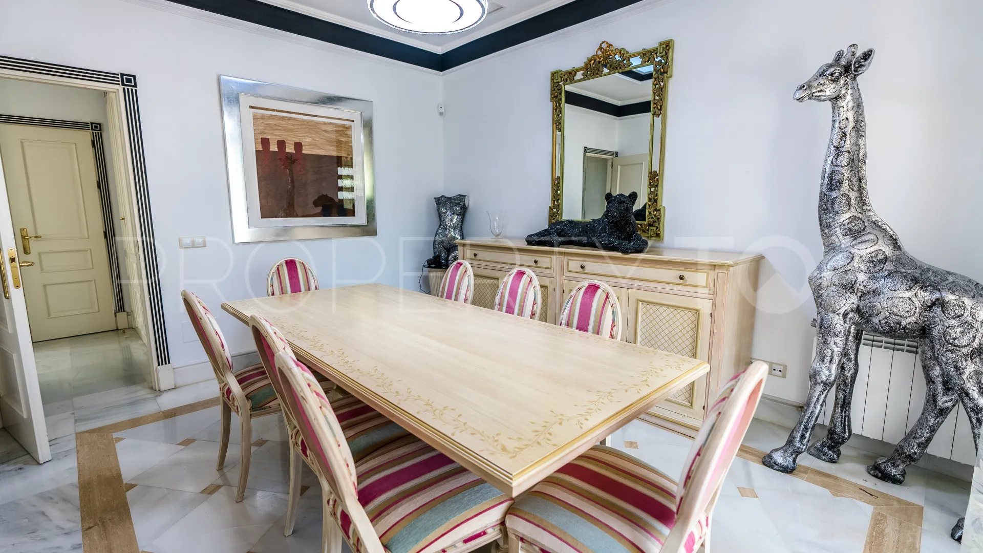 Villa for sale in Huerta Belón