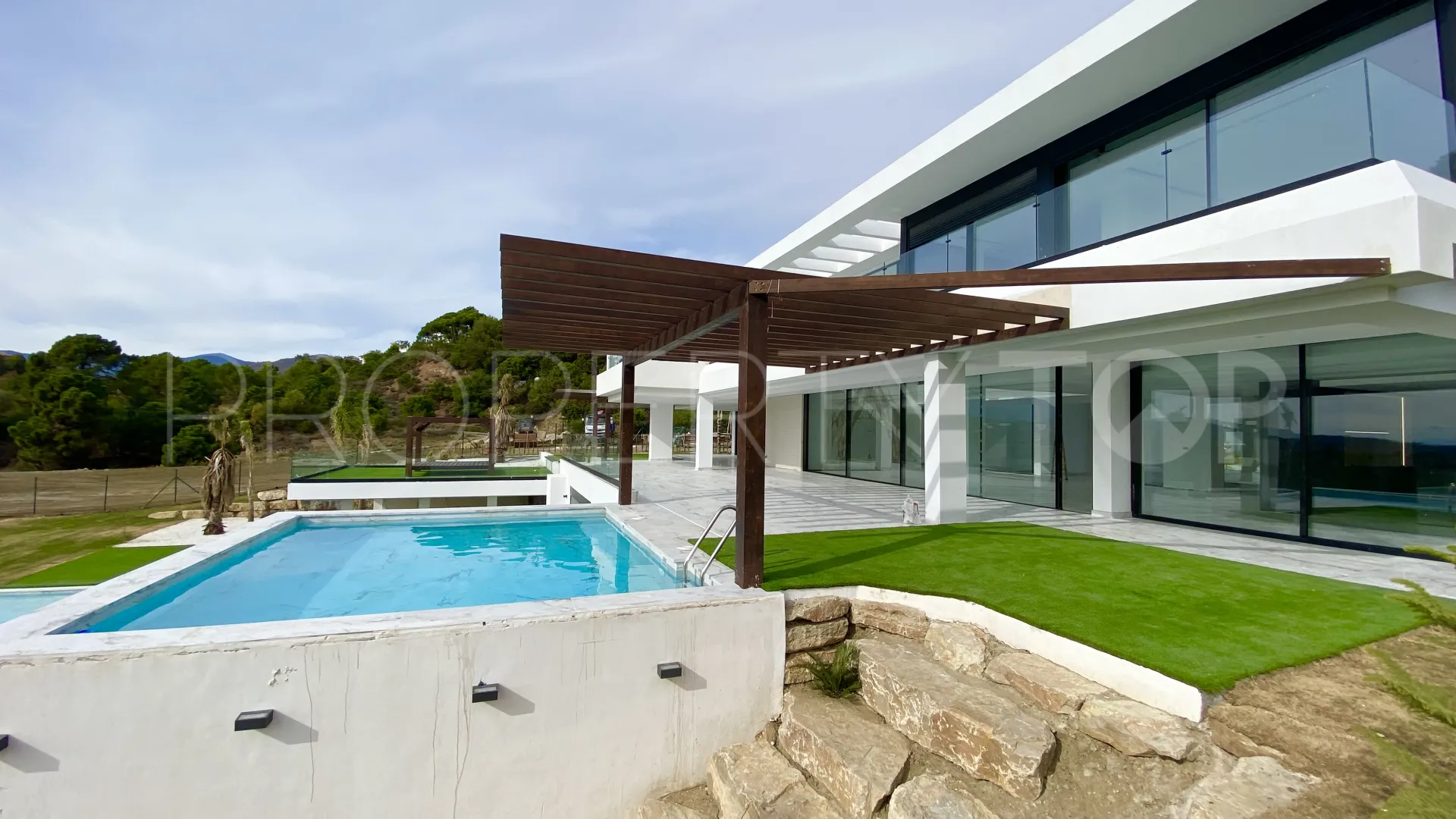 Villa with 5 bedrooms for sale in Marbella Club Golf Resort
