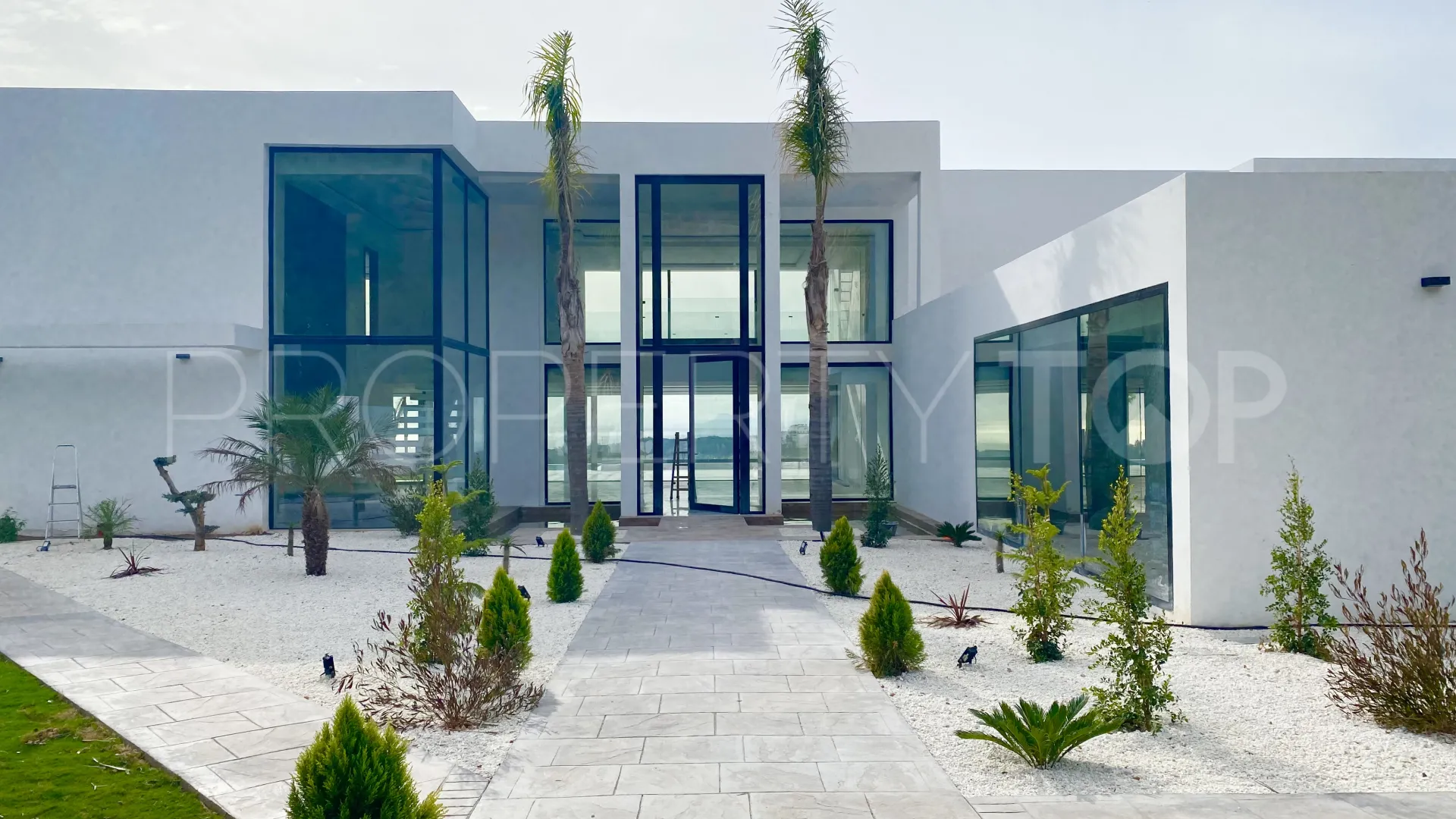 Villa with 5 bedrooms for sale in Marbella Club Golf Resort