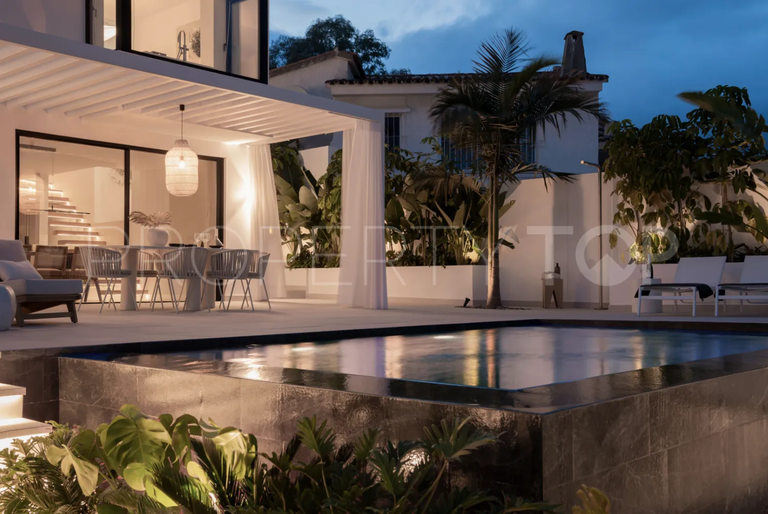 Buy Nueva Andalucia villa