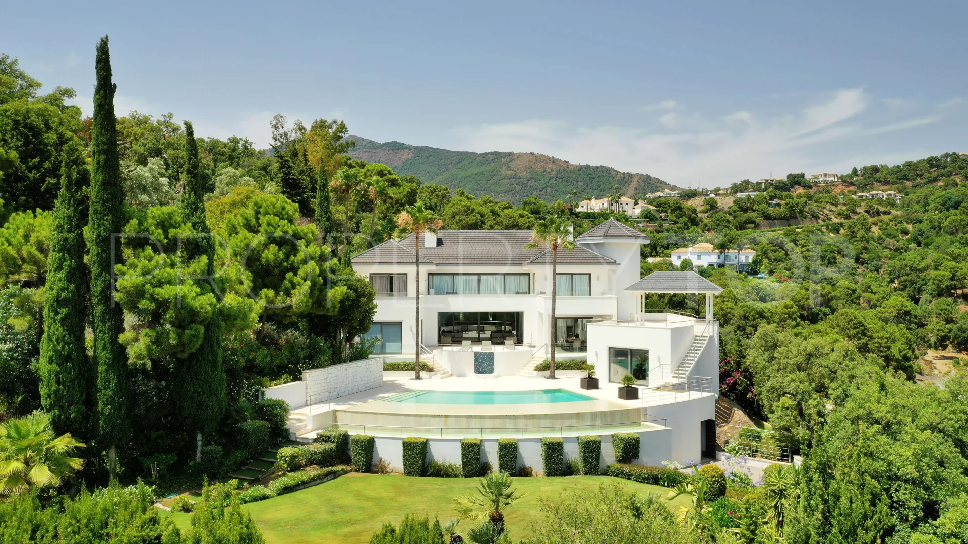 For sale 5 bedrooms villa in La Zagaleta