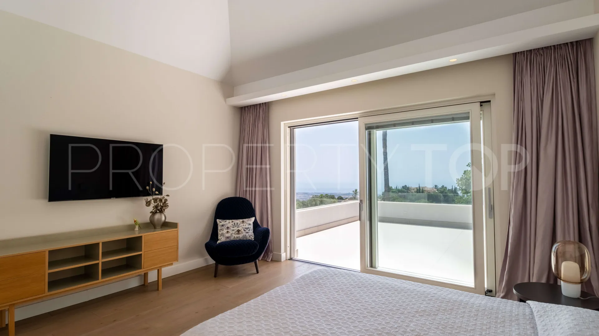 For sale 5 bedrooms villa in La Zagaleta