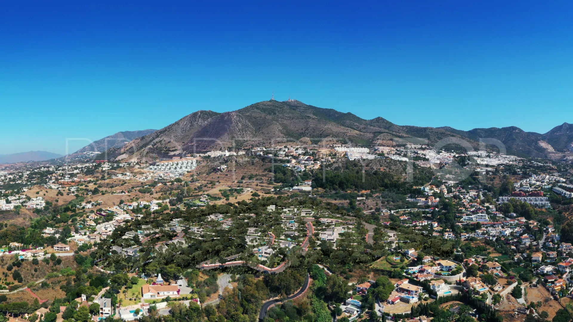 4 bedrooms villa for sale in Benalmadena