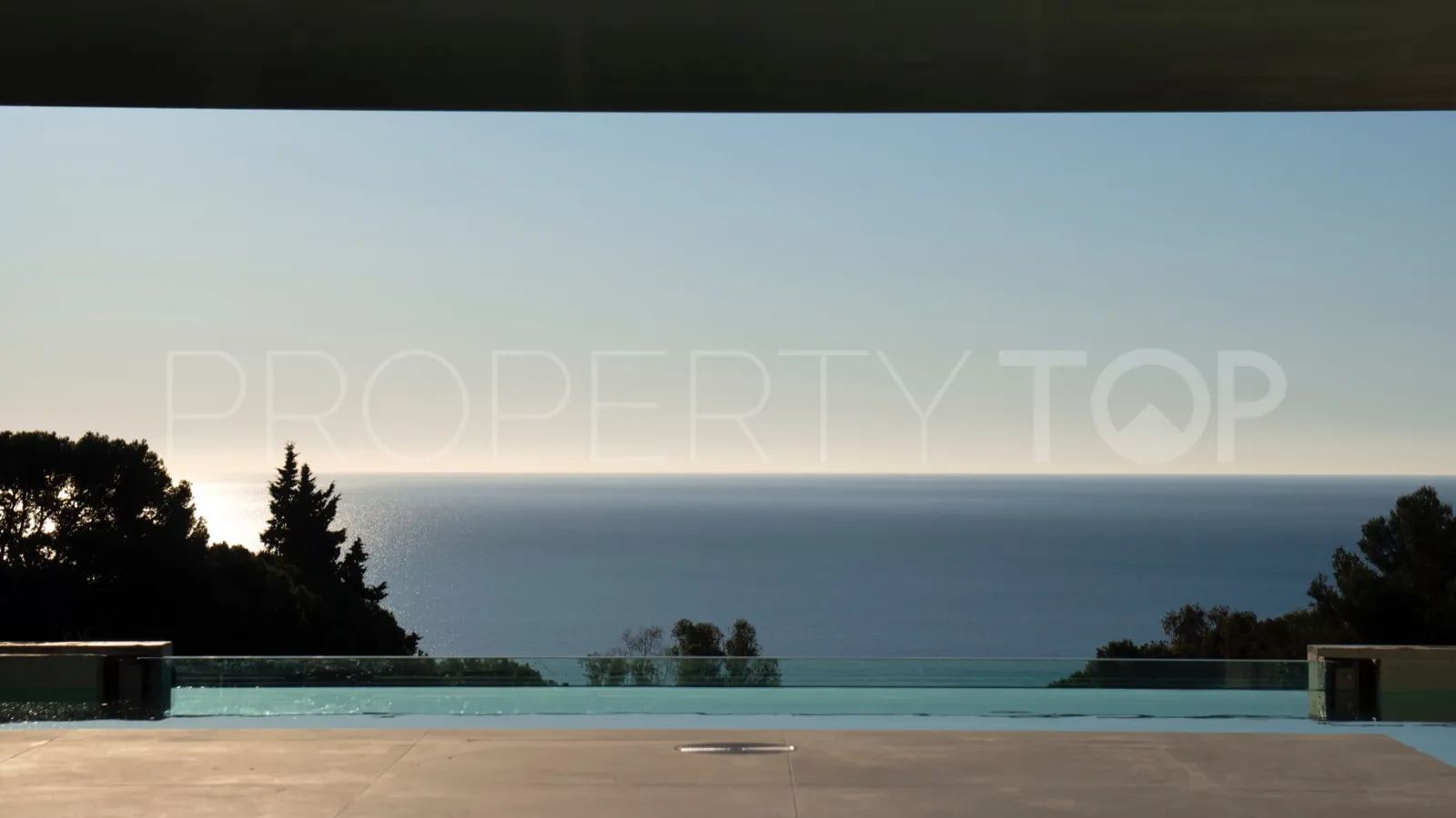 4 bedrooms villa for sale in Benalmadena