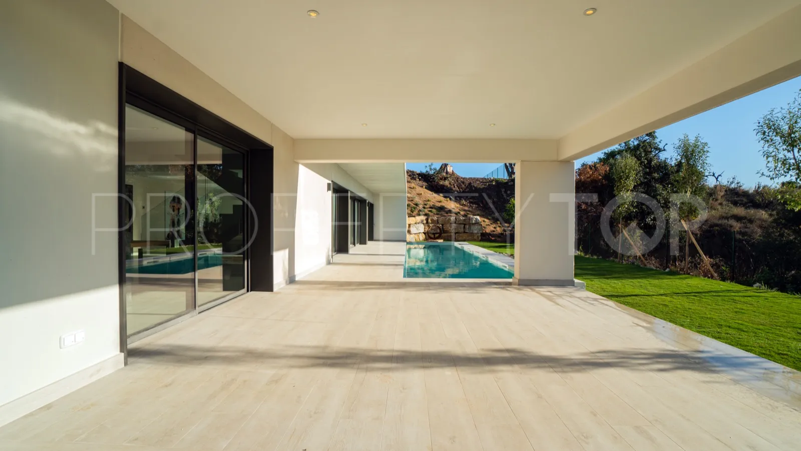 4 bedrooms villa for sale in Benalmadena