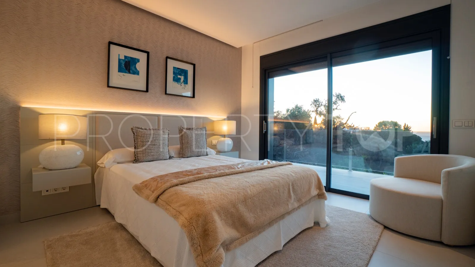 4 bedrooms villa for sale in Benalmadena
