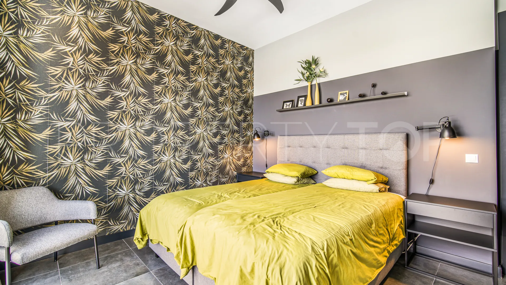 Comprar villa de 3 dormitorios en Rio Real