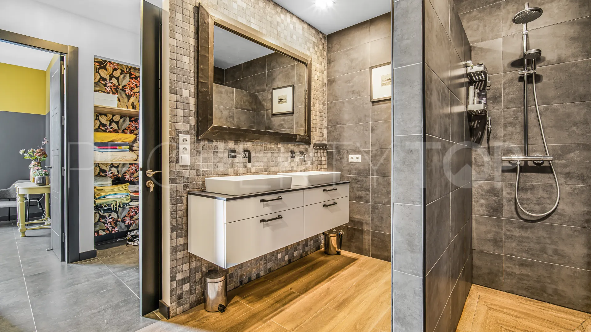 Comprar villa de 3 dormitorios en Rio Real