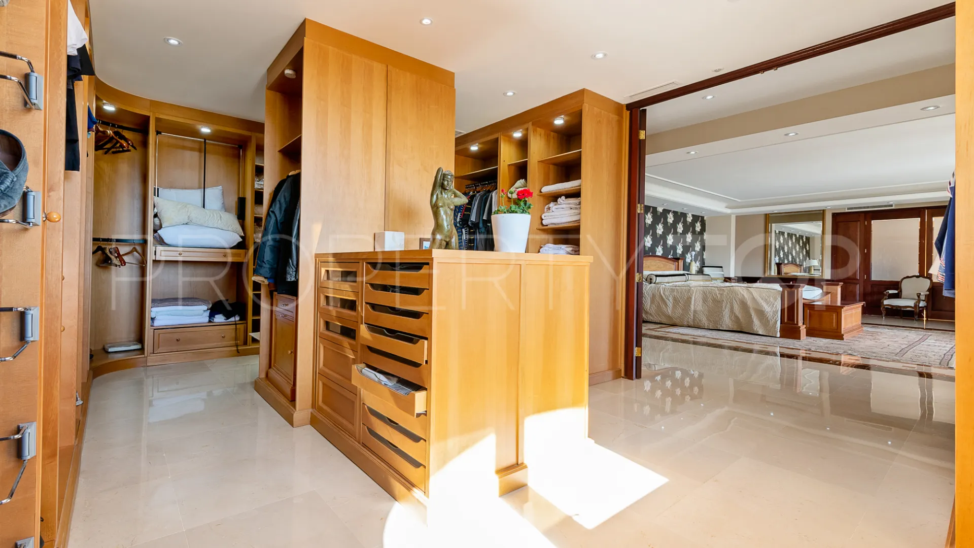 For sale villa in La Zagaleta