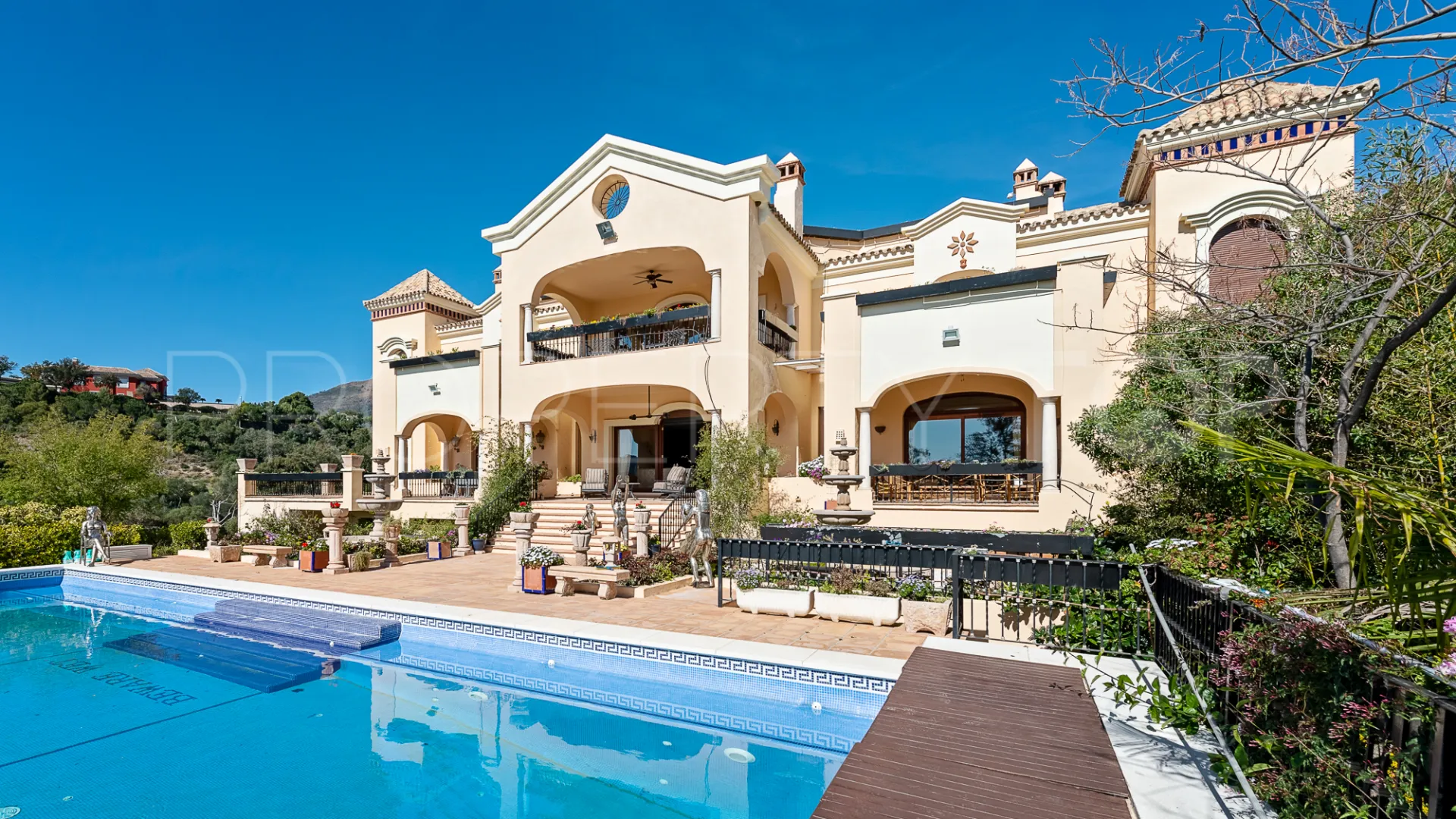 For sale villa in La Zagaleta