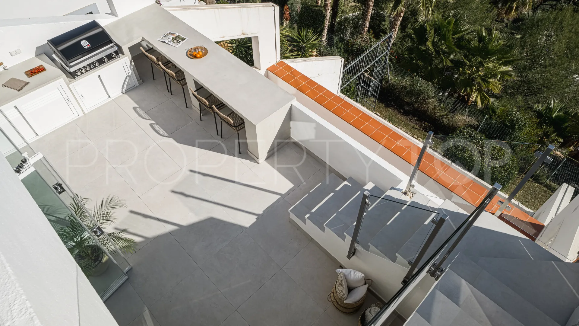 Buy La Quinta penthouse with 2 bedrooms