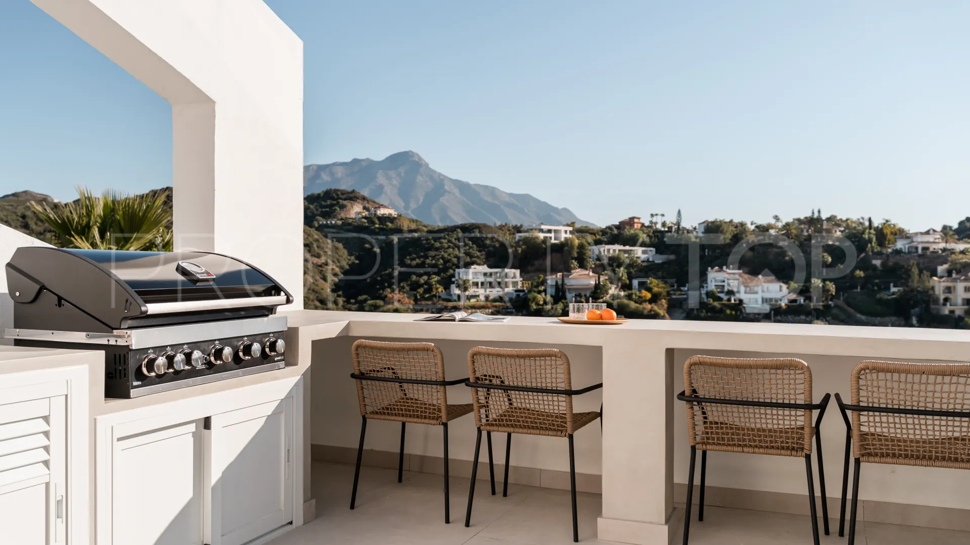 Buy La Quinta penthouse with 2 bedrooms