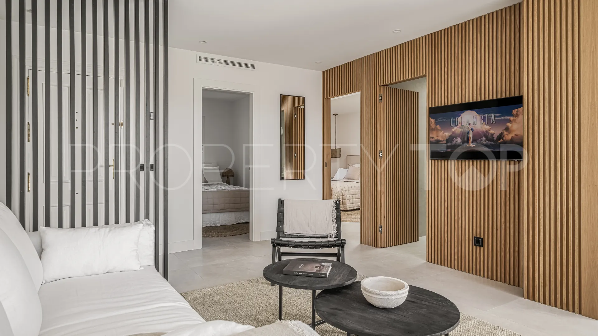 Buy La Quinta penthouse with 2 bedrooms