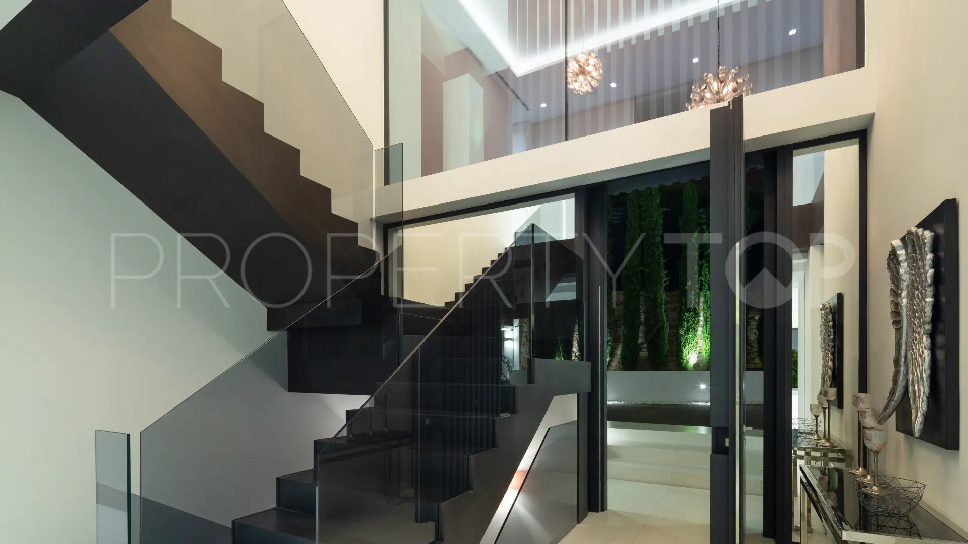 Comprar villa en Nagüeles