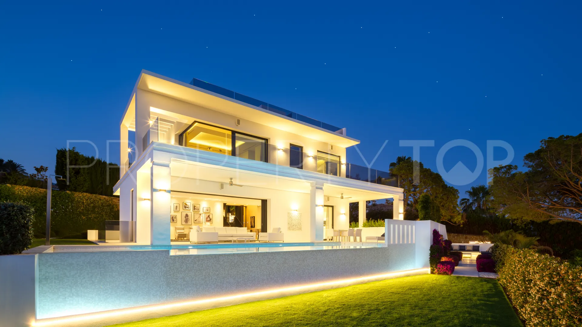 Comprar villa en Nagüeles