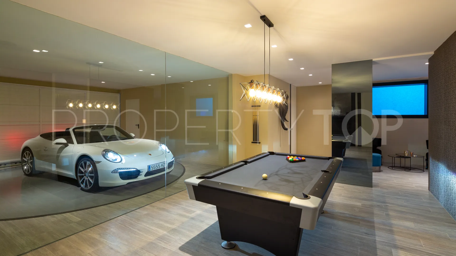 Comprar villa en Nagüeles