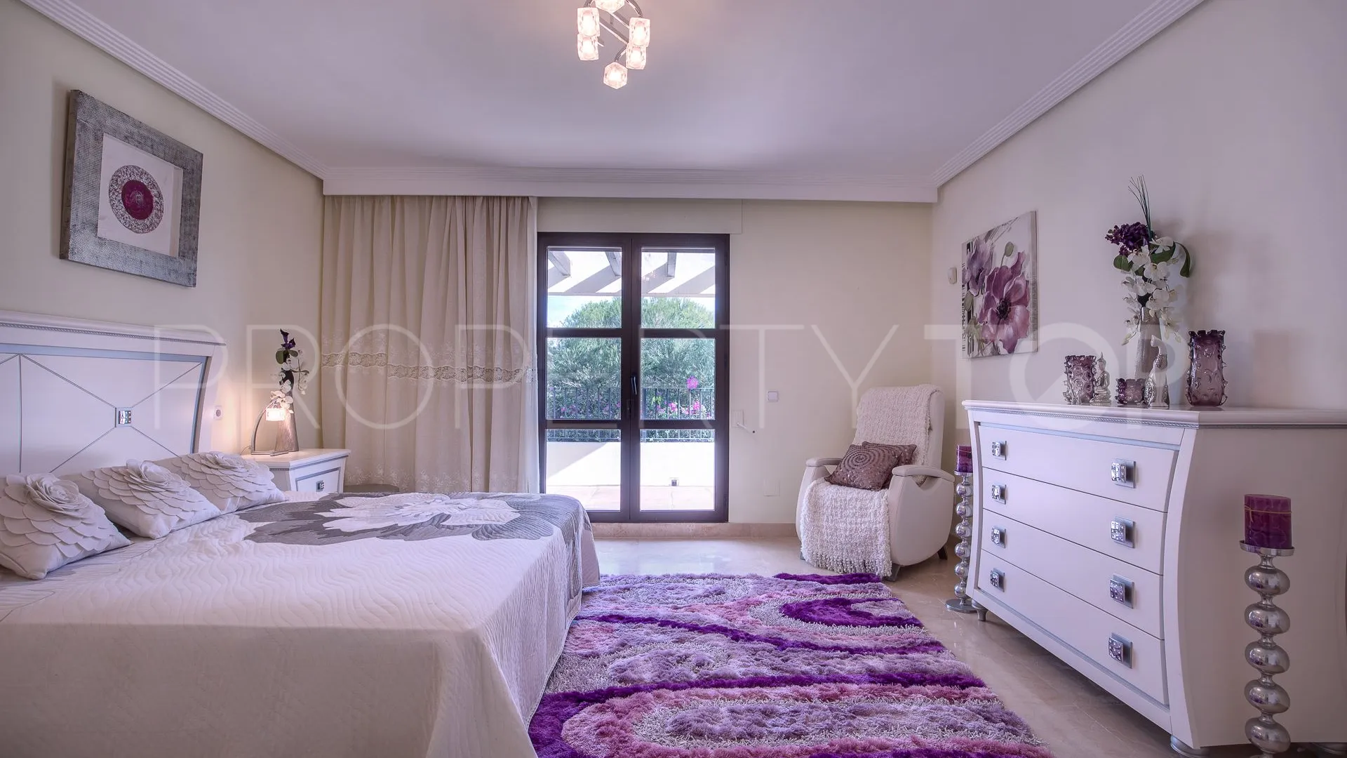 Comprar villa en Los Arqueros de 3 dormitorios