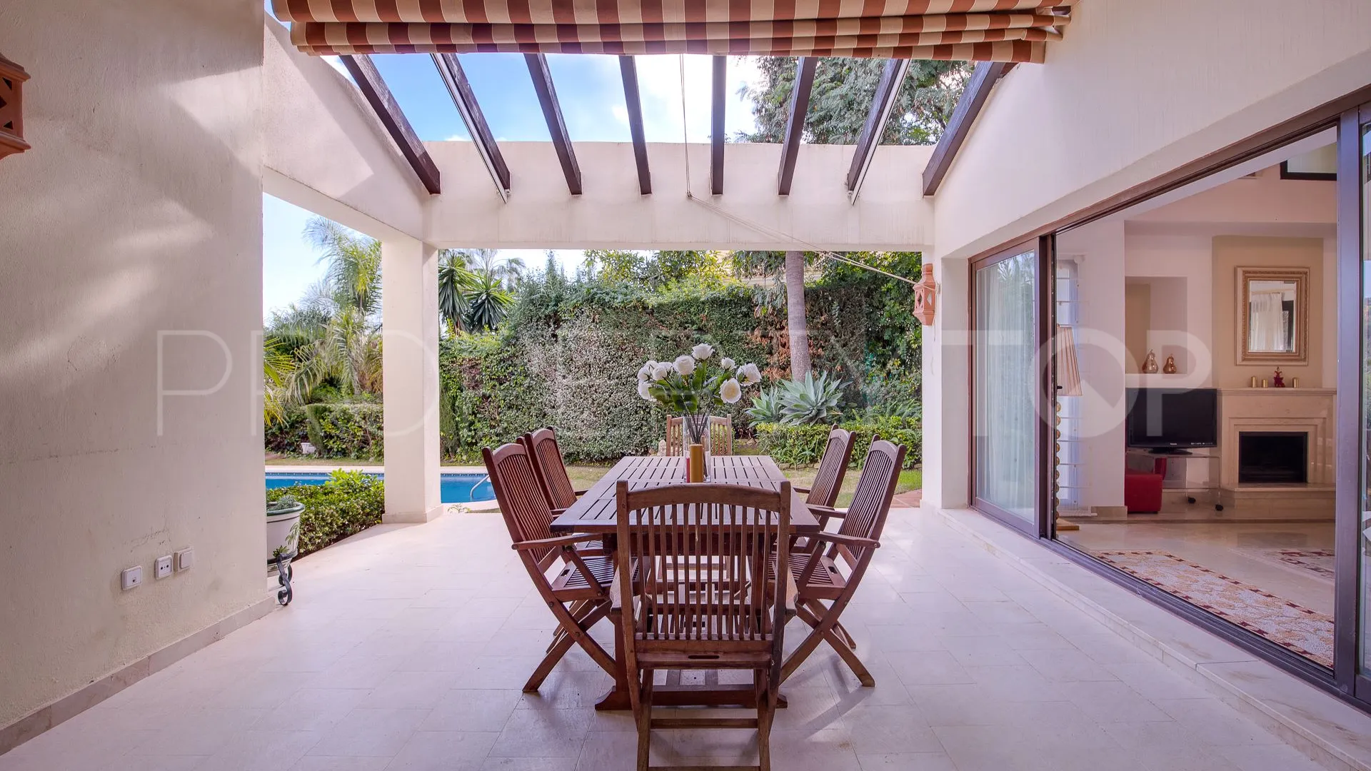Comprar villa en Los Arqueros de 3 dormitorios