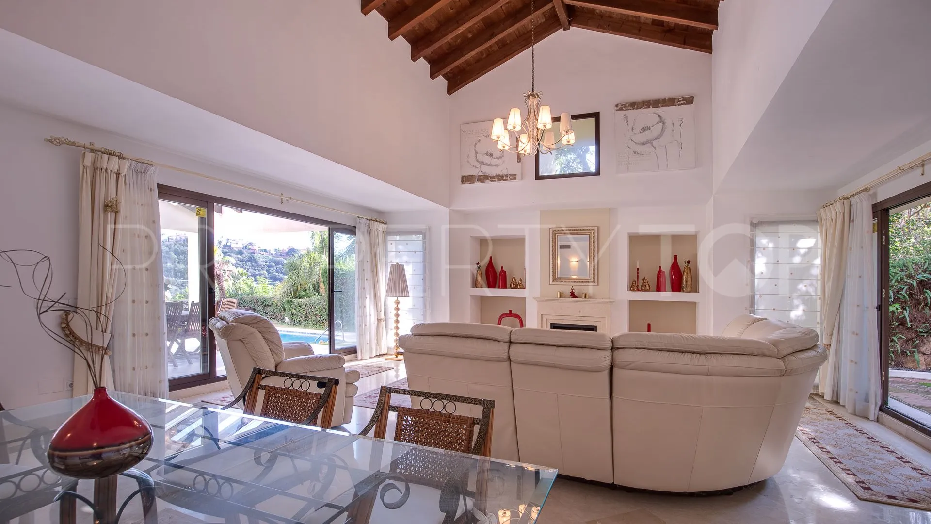 Comprar villa en Los Arqueros de 3 dormitorios