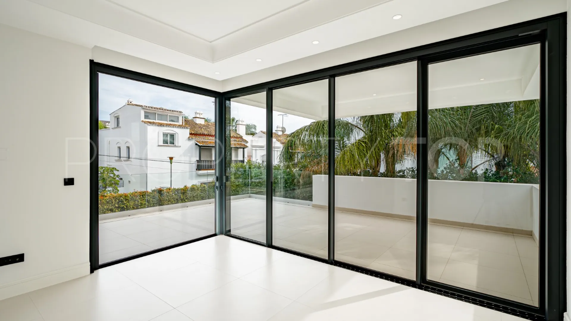 Se vende villa de 4 dormitorios en Rio Verde