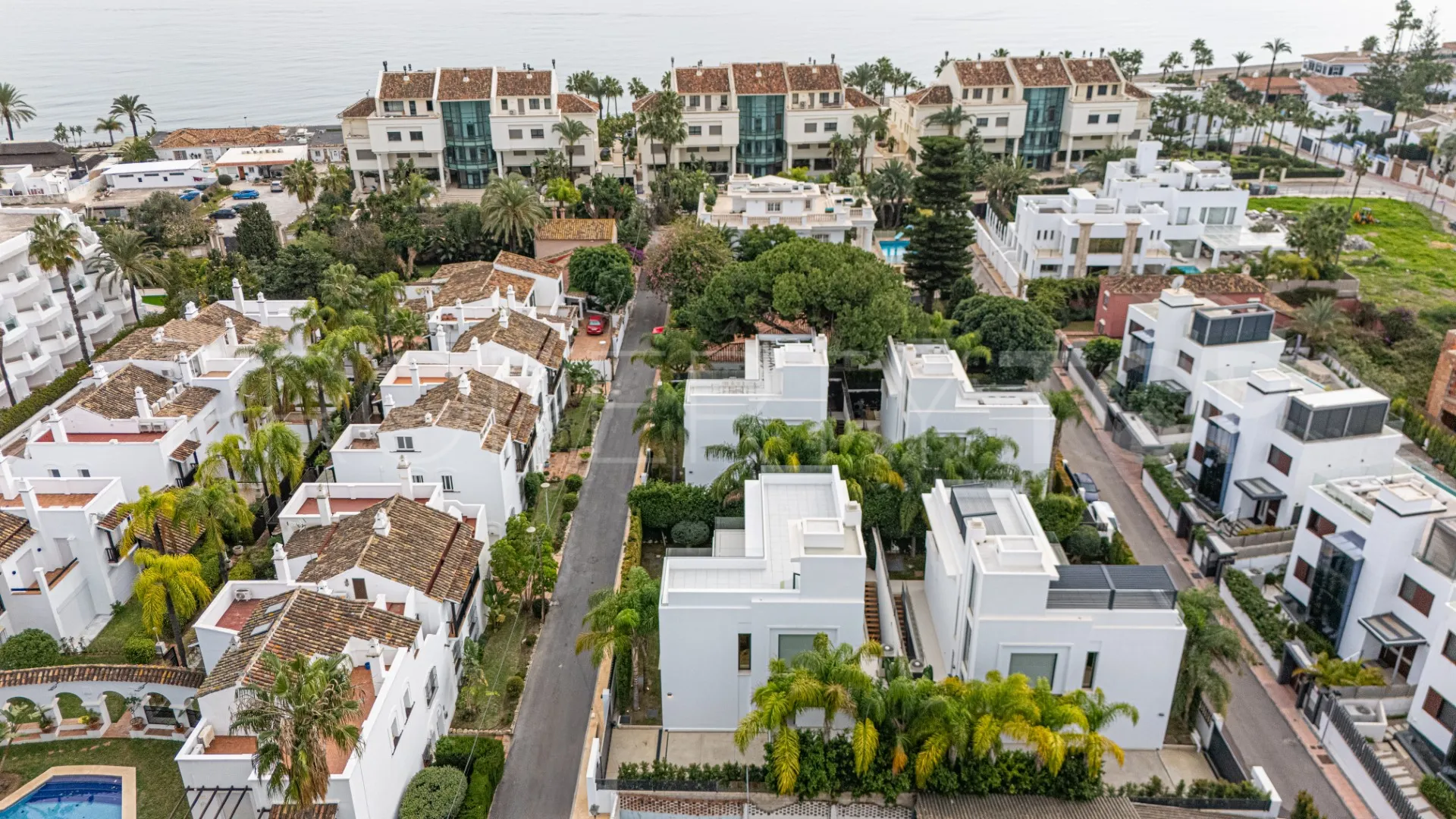 Se vende villa de 4 dormitorios en Rio Verde