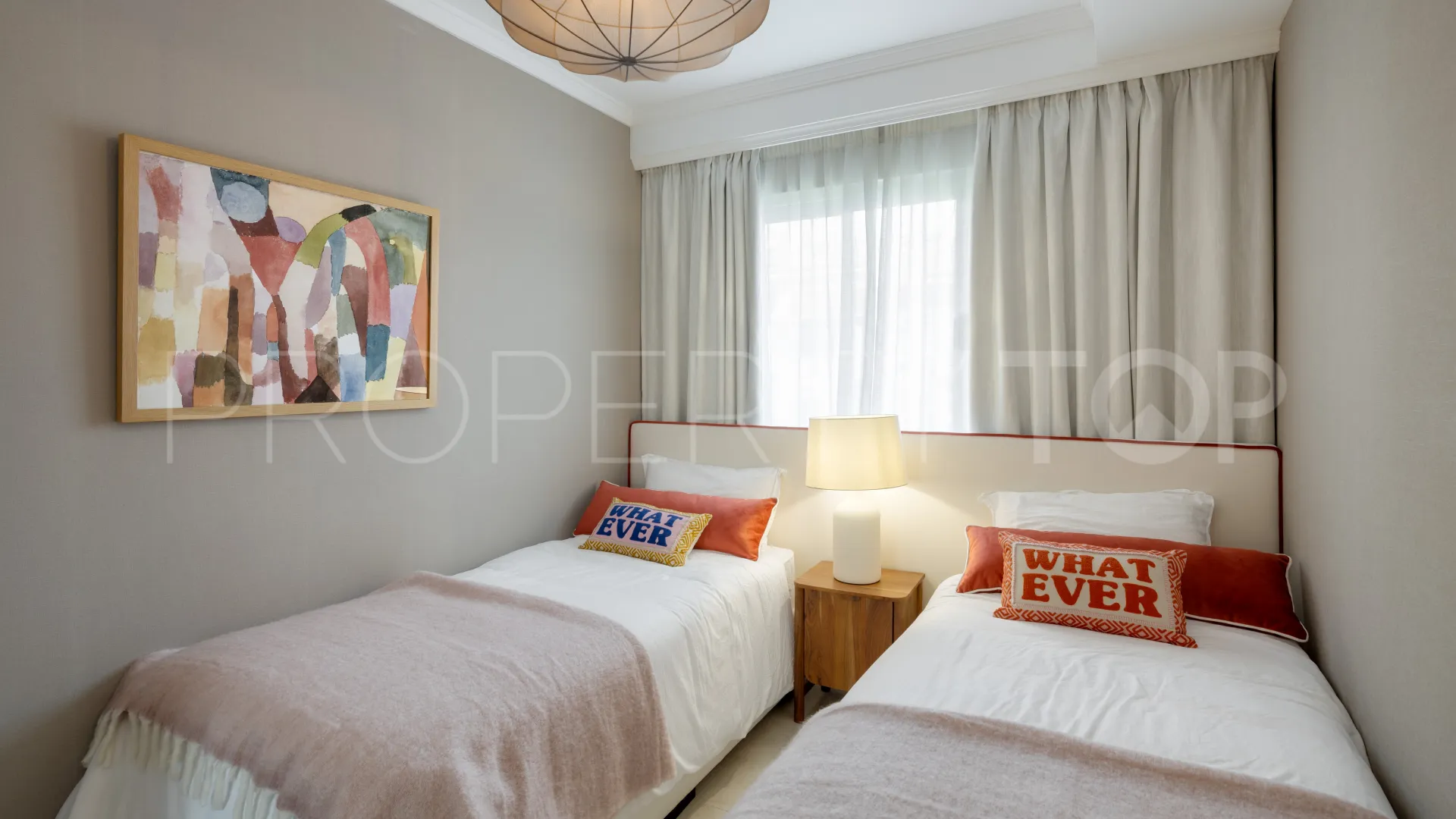 Atico duplex en venta con 5 dormitorios en Costa Nagüeles II