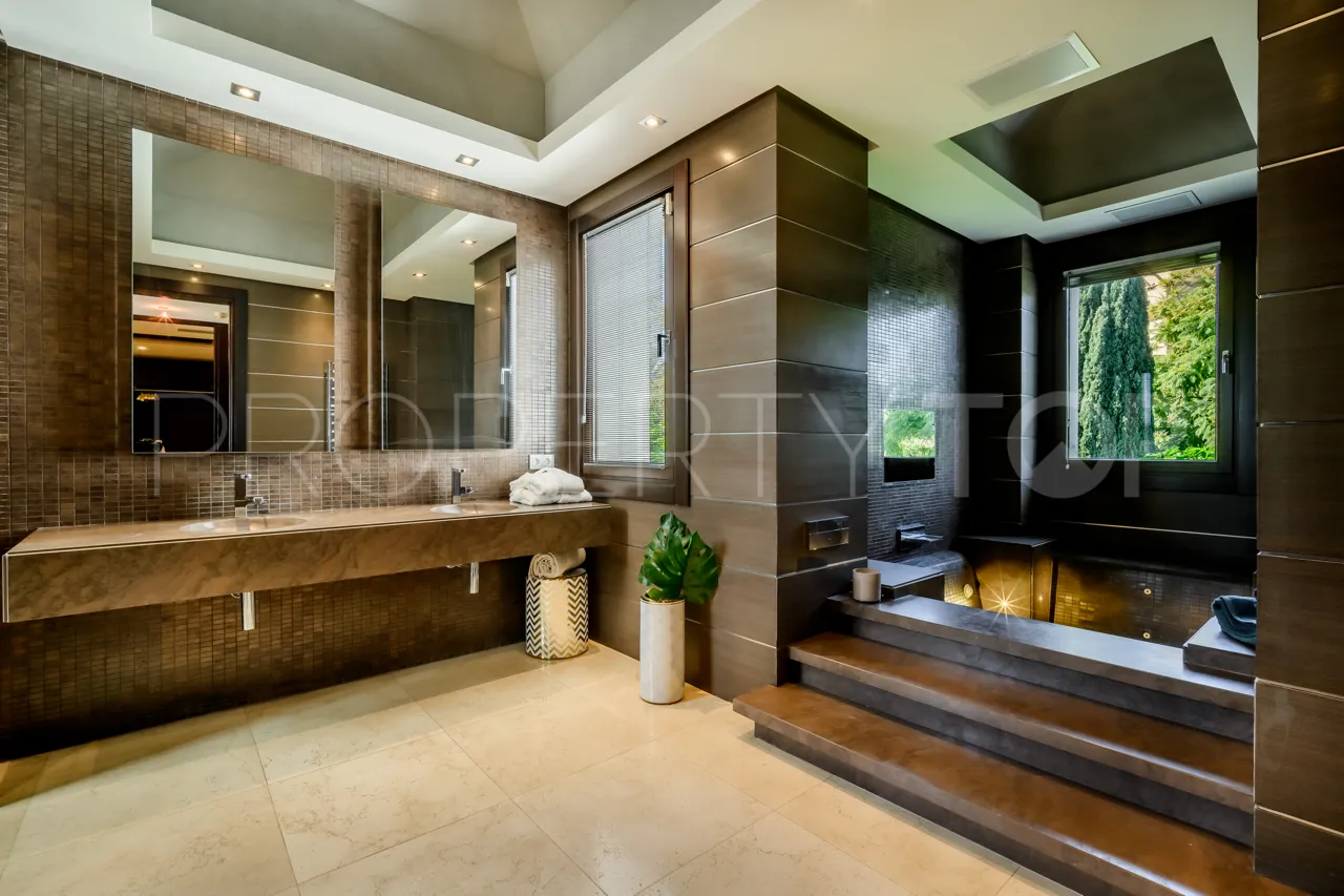 5 bedrooms villa in Los Flamingos for sale