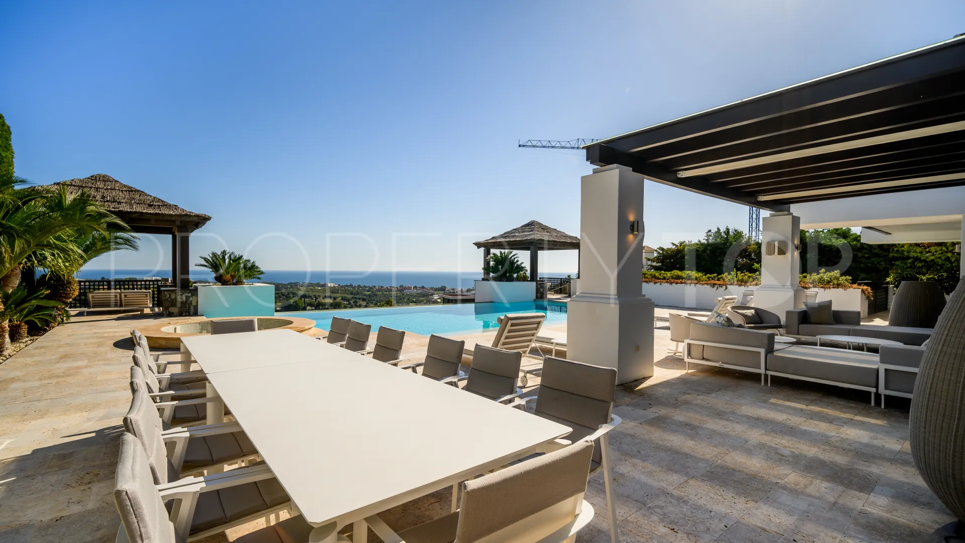 5 bedrooms villa in Los Flamingos for sale
