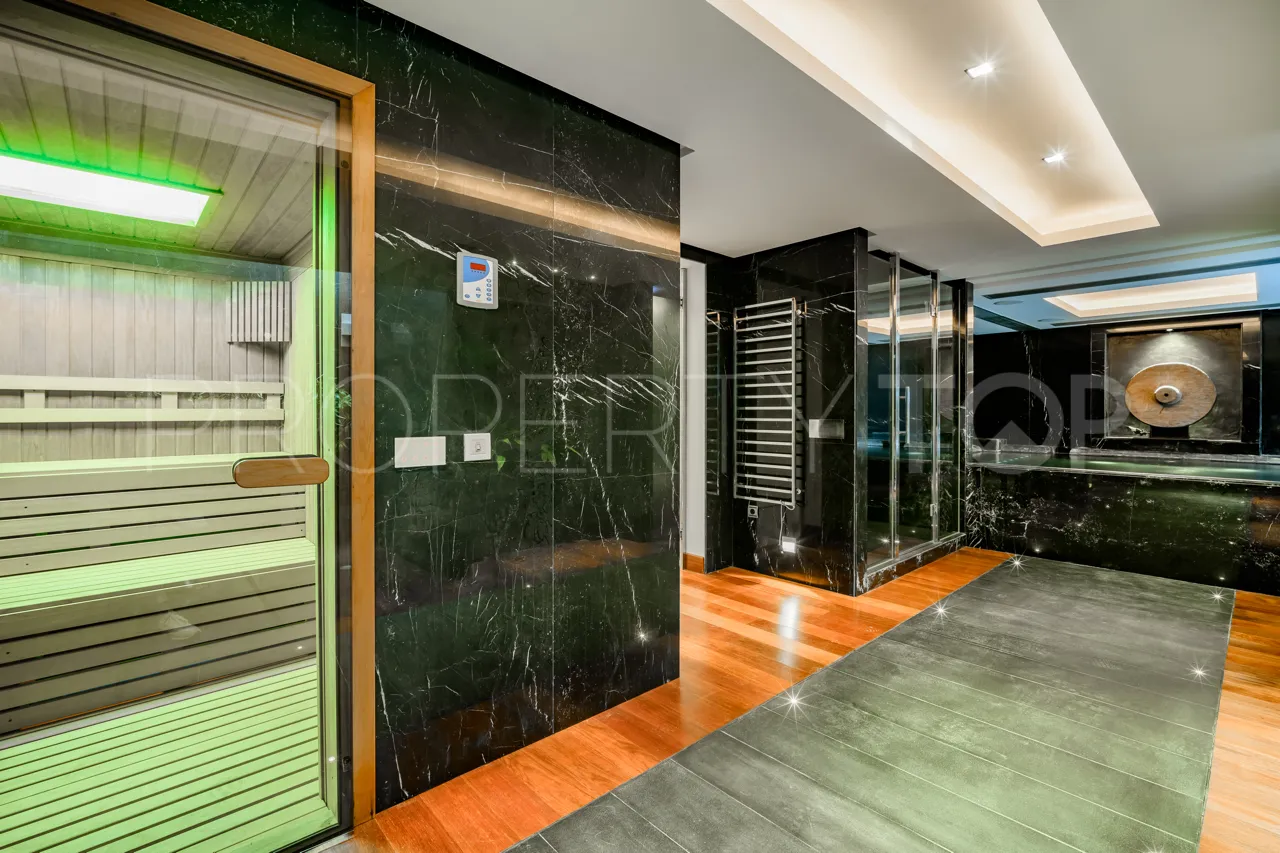 5 bedrooms villa in Los Flamingos for sale