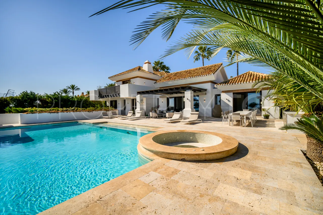 5 bedrooms villa in Los Flamingos for sale