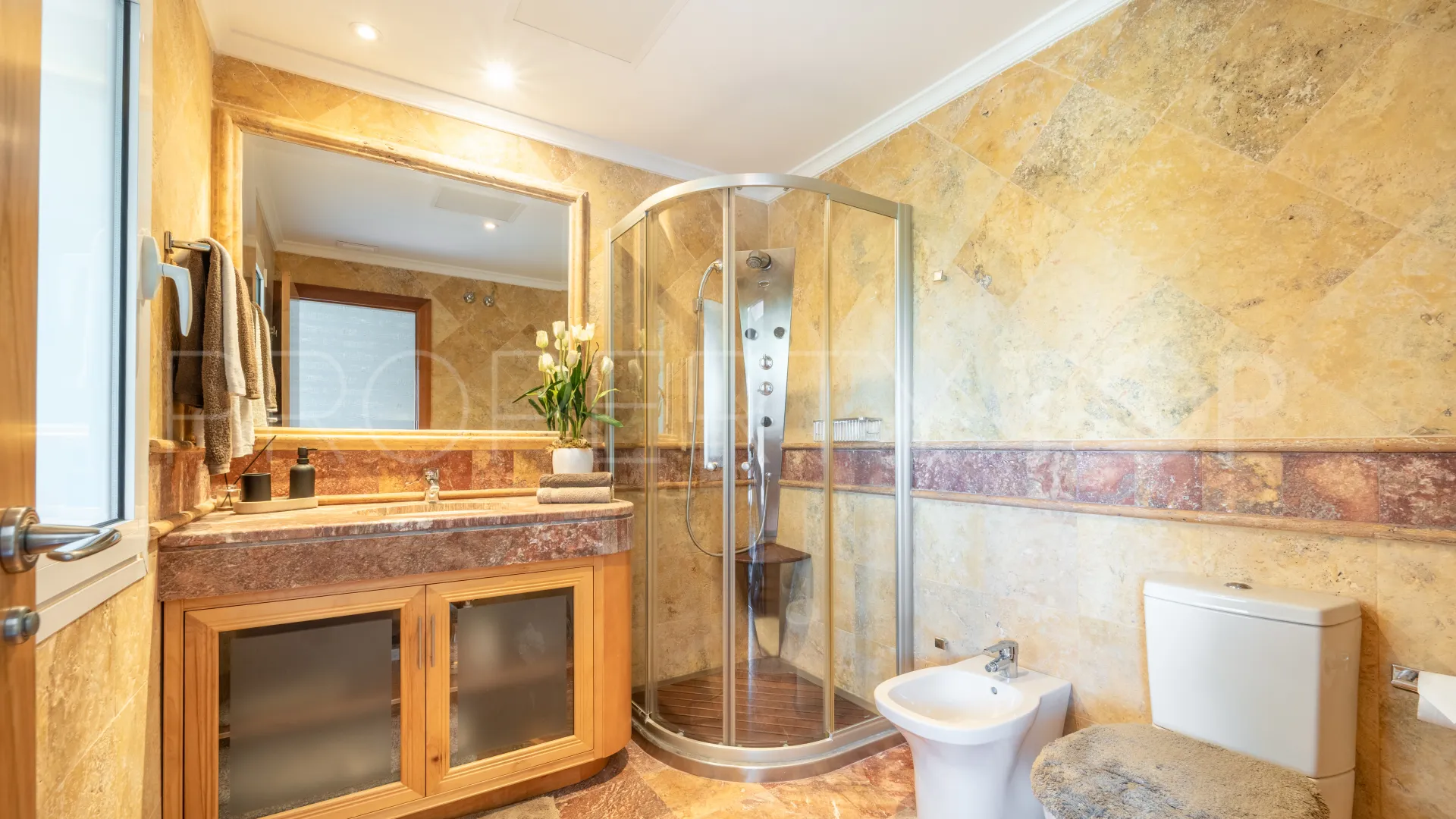For sale El Embrujo Banús 3 bedrooms apartment