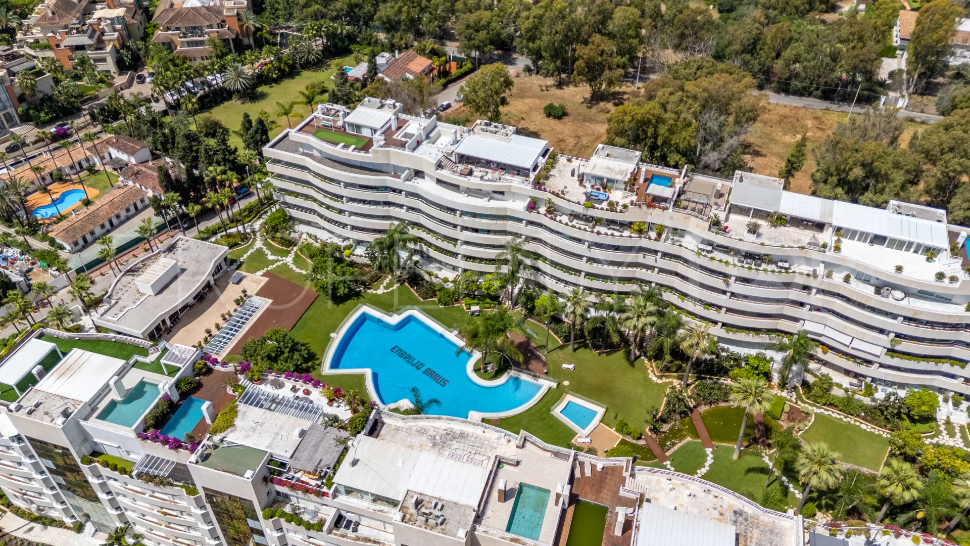 For sale El Embrujo Banús 3 bedrooms apartment