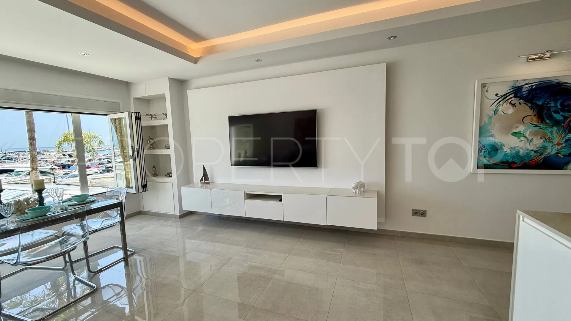 Apartamento con 2 dormitorios en venta en Puerto