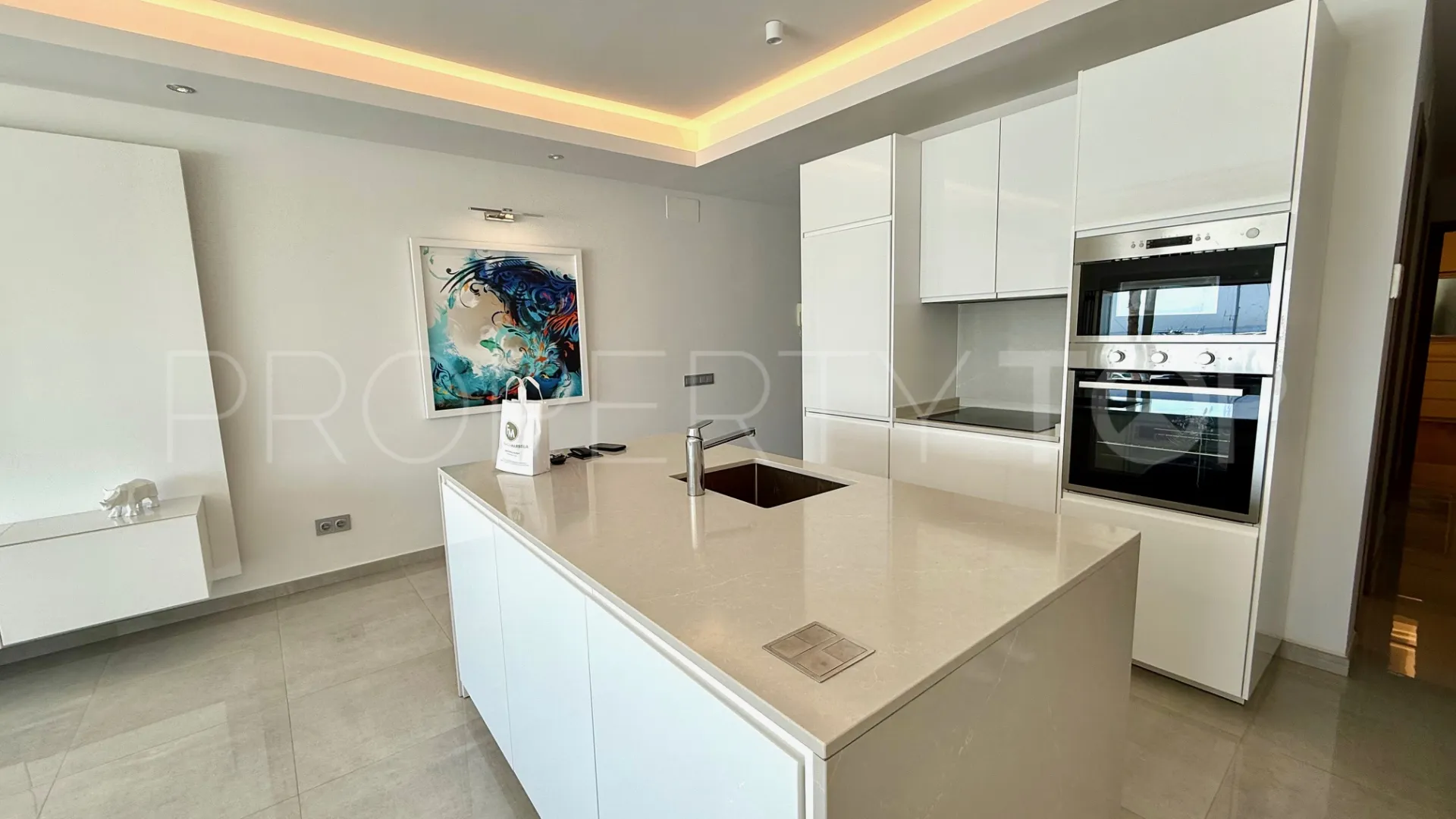 Apartamento con 2 dormitorios en venta en Puerto