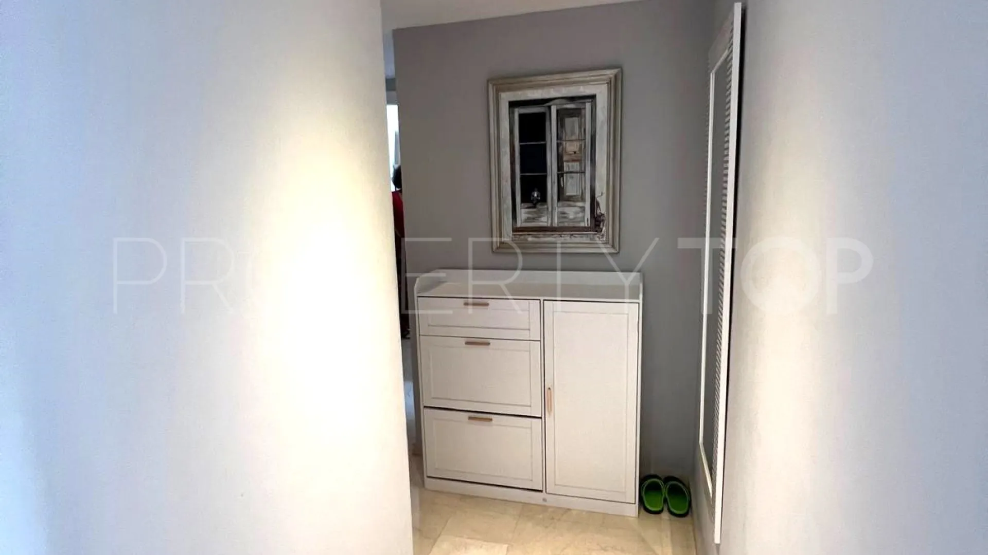 For sale apartment in Estepona with 3 bedrooms