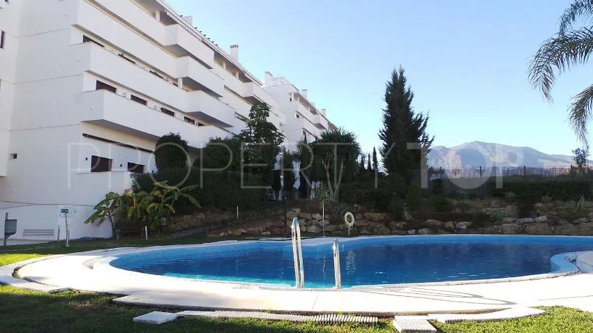 For sale apartment in Estepona with 3 bedrooms