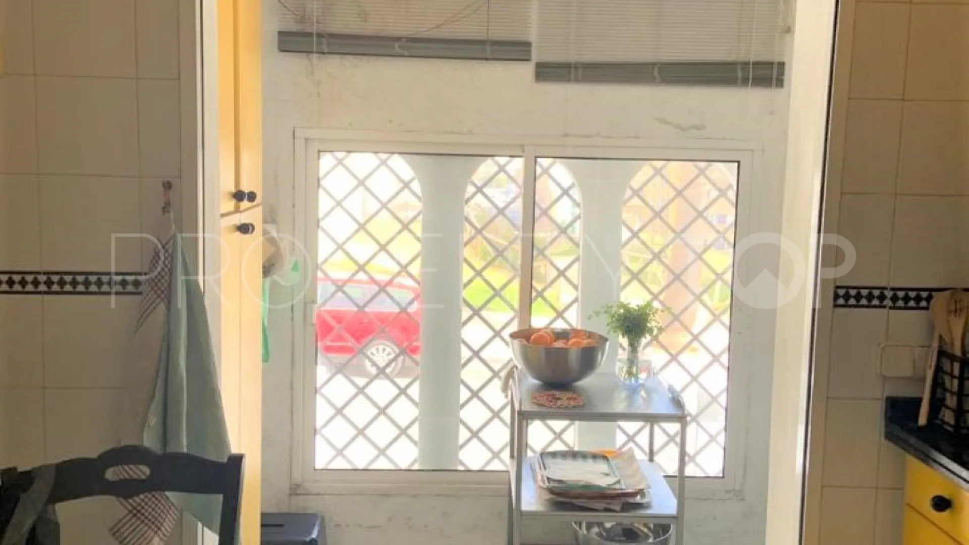 For sale Estepona semi detached villa with 4 bedrooms