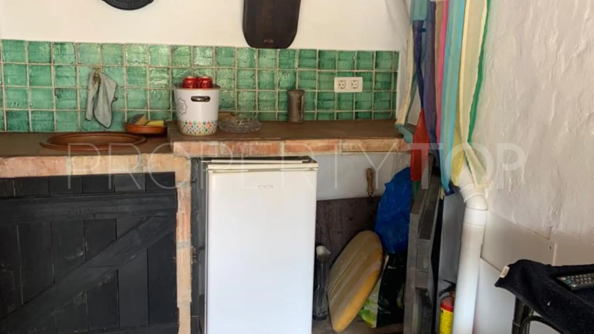 For sale Estepona semi detached villa with 4 bedrooms