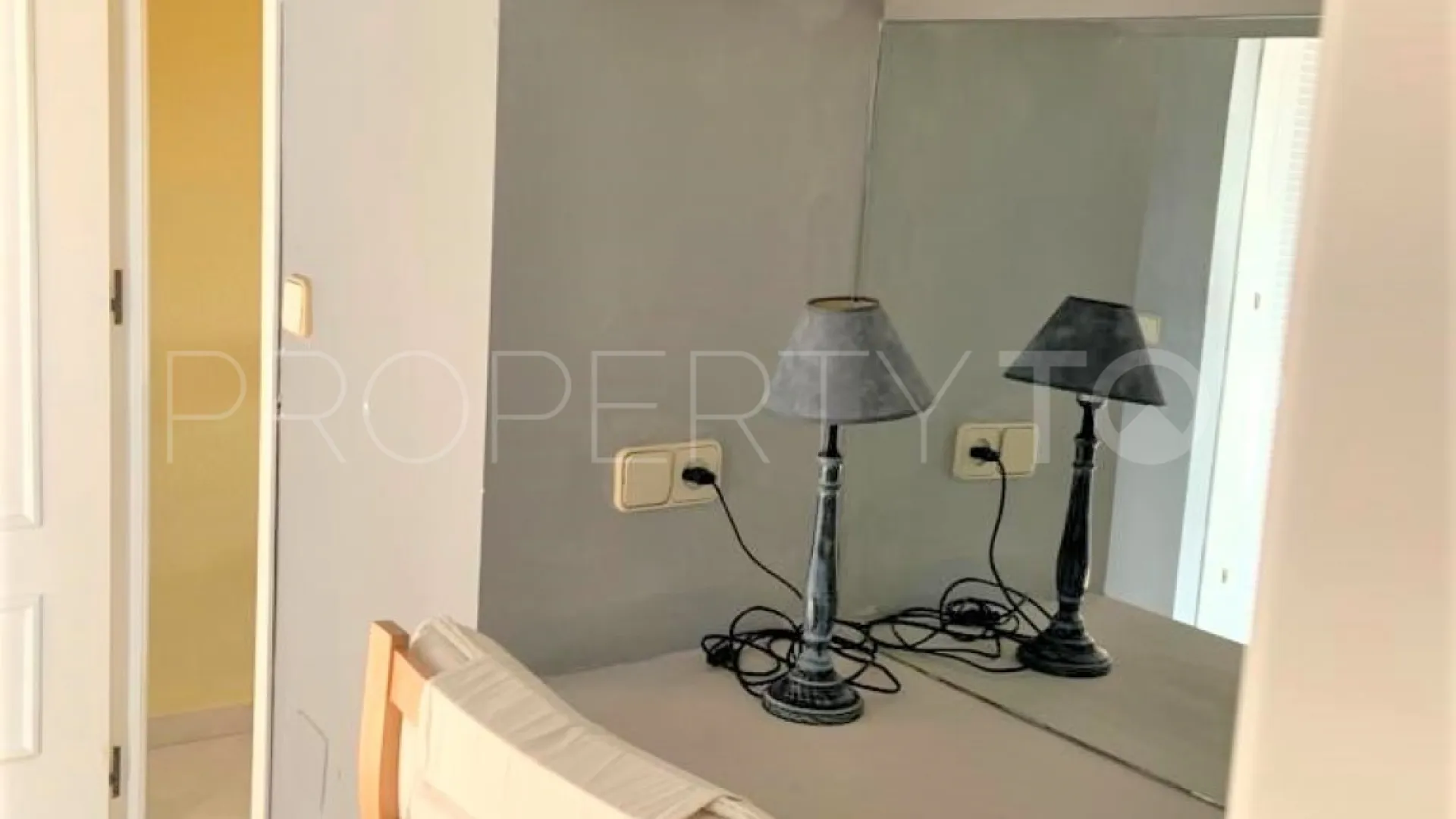 For sale Estepona semi detached villa with 4 bedrooms