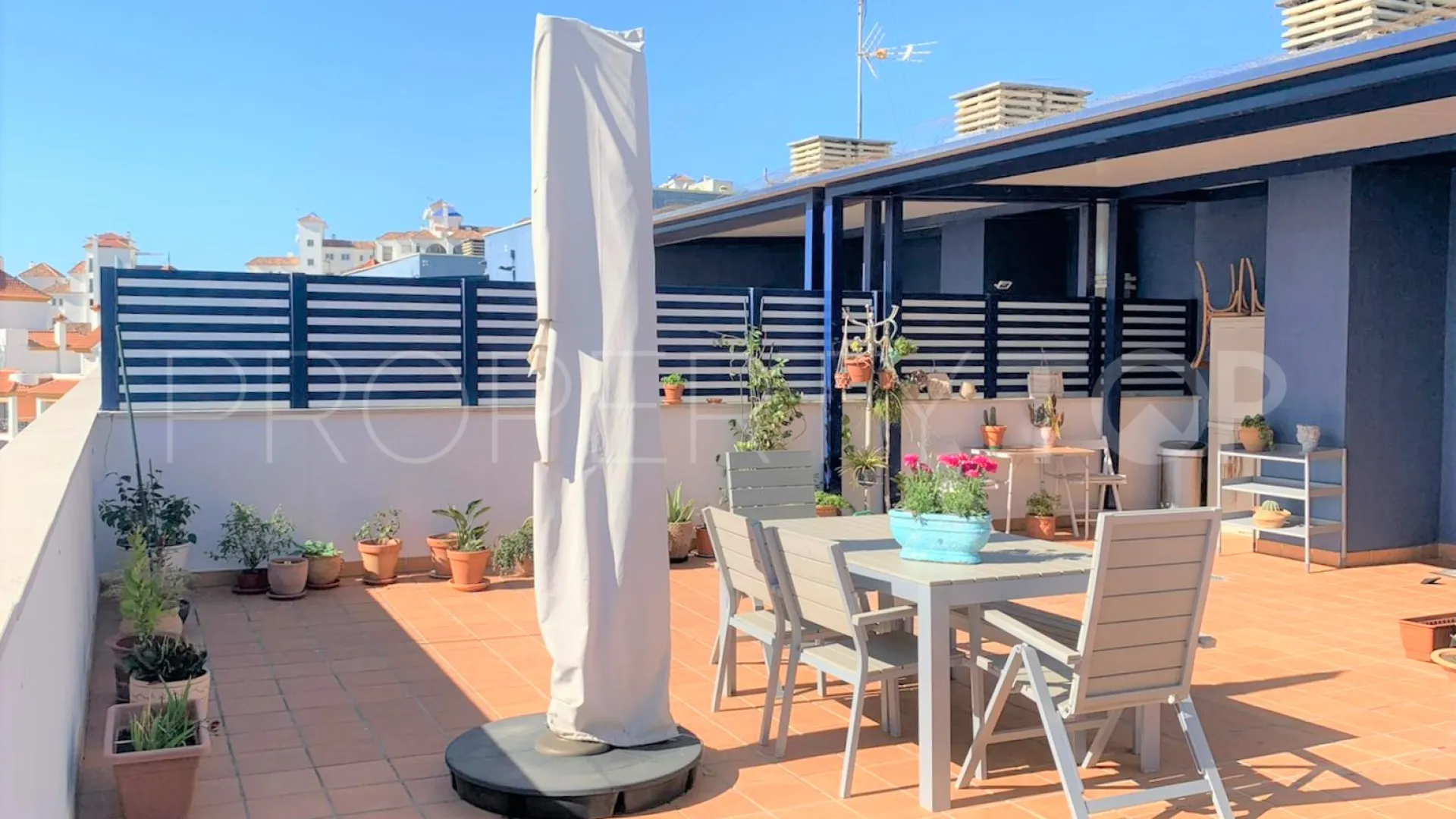 Ático en venta en Estepona Puerto